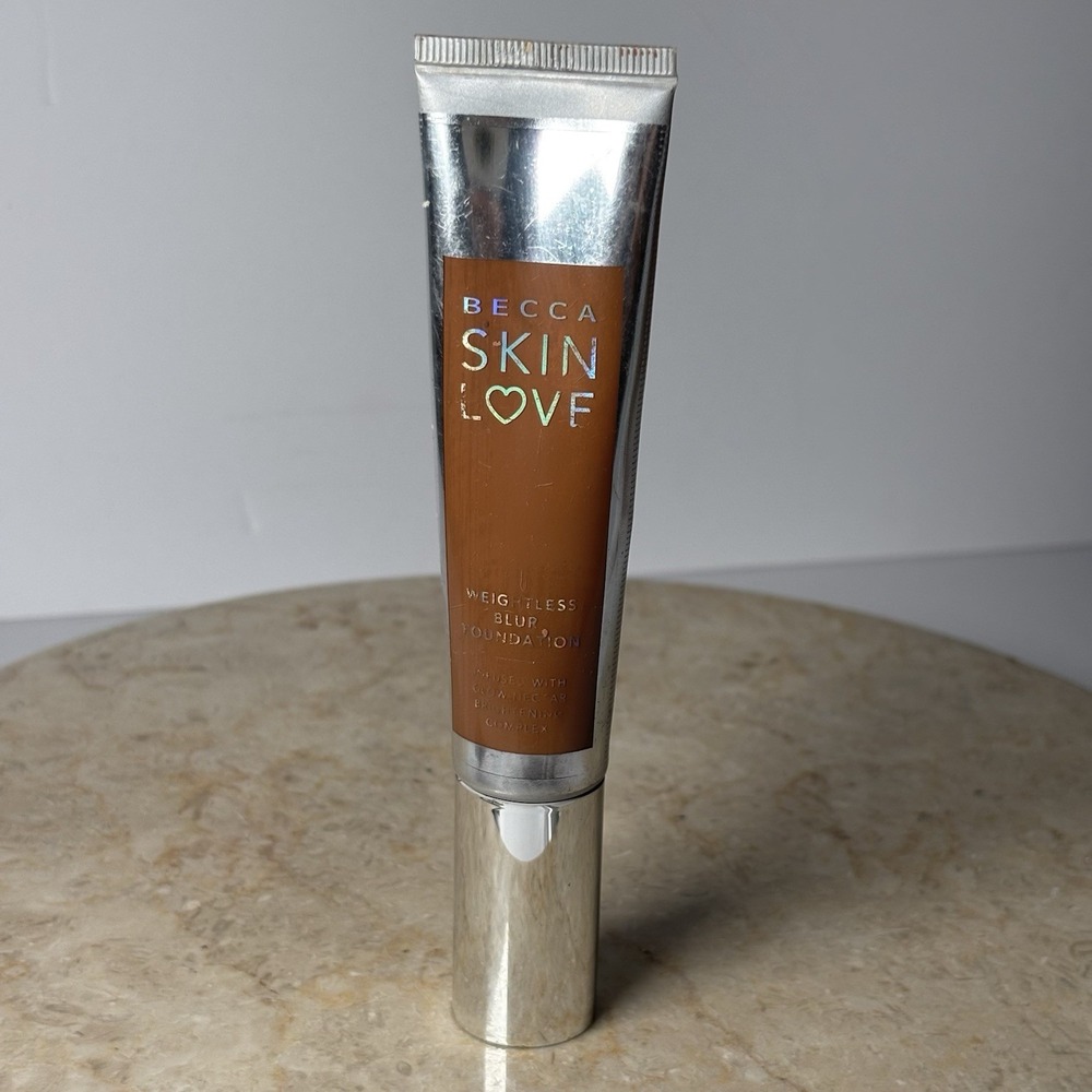 BECCA Skin Love Weightless Blur‎ Foundation ESPRESSO - 1.23FL OZ NWOB